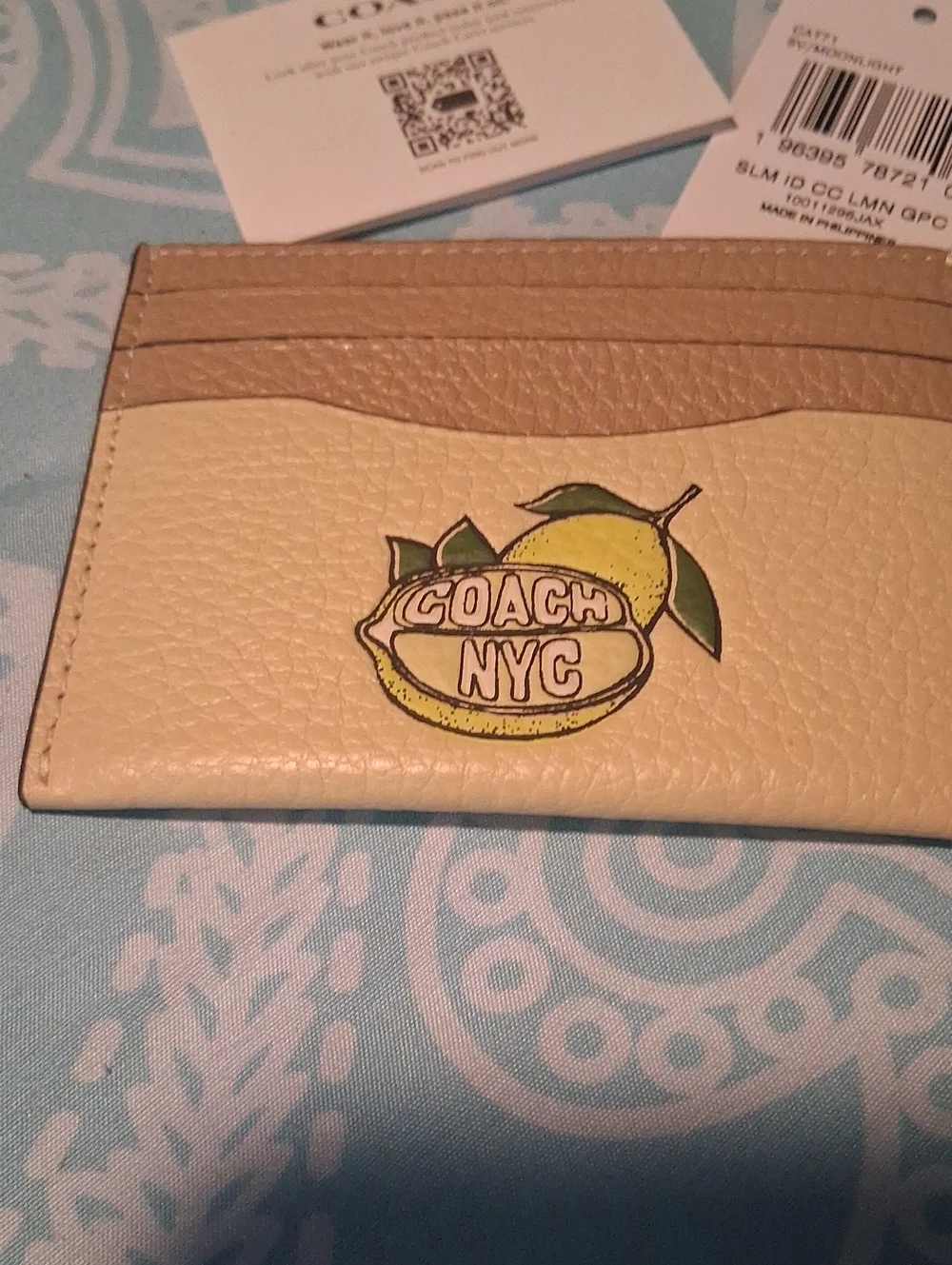 Coach Pebble Leather ID Window Card Case in Pale Yellow